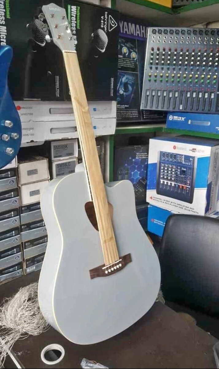 Guitare acoustique élégante