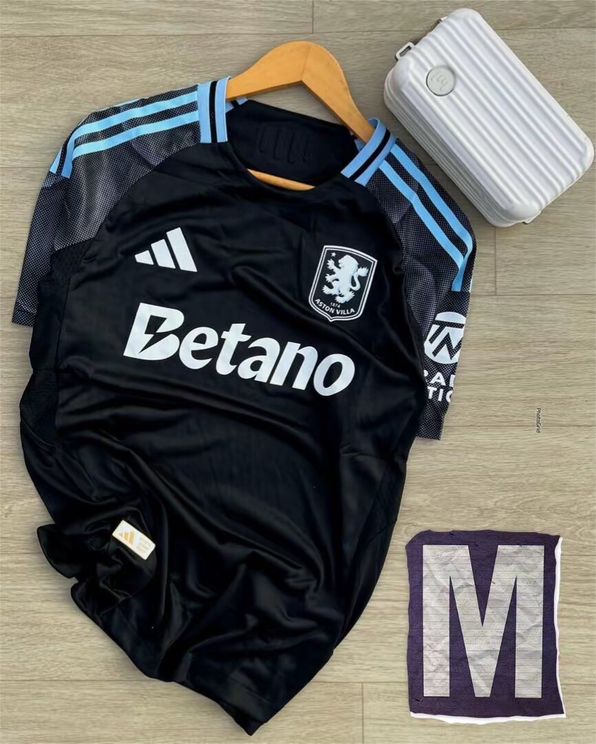 Maillot de football noir
