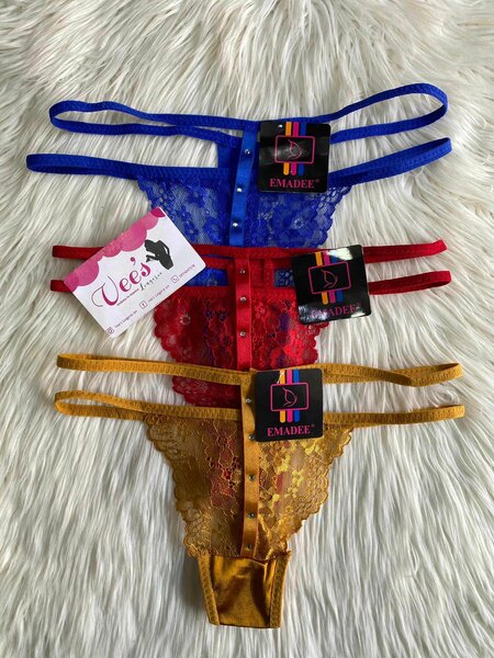 Strings et culottes pour femmes