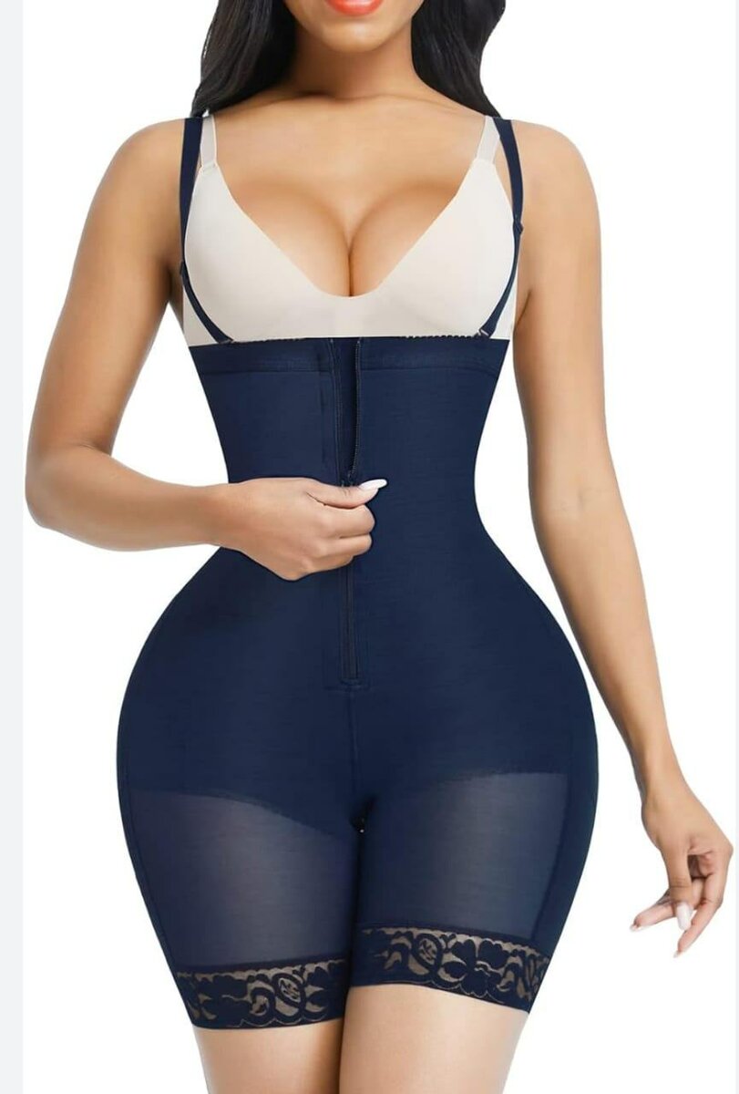 Padded hips with corset and straps