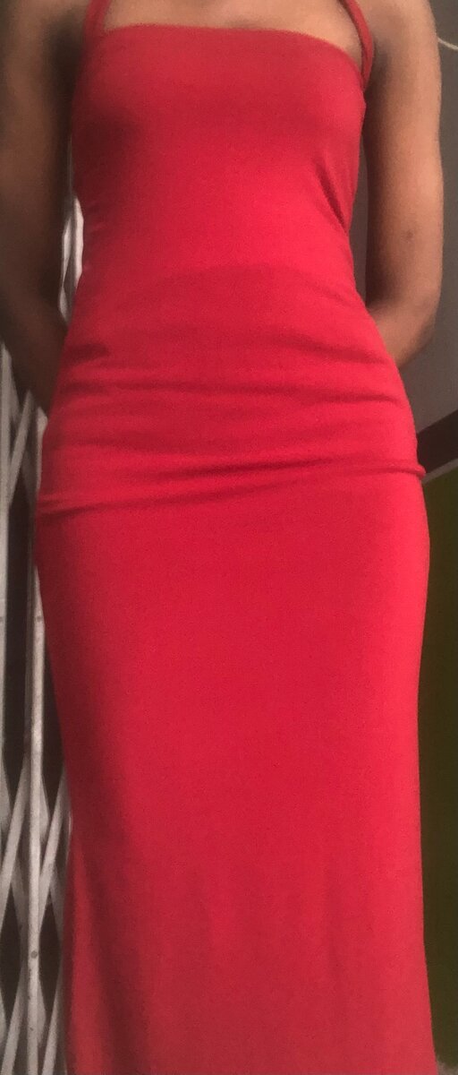 Robe longue rouge élégante