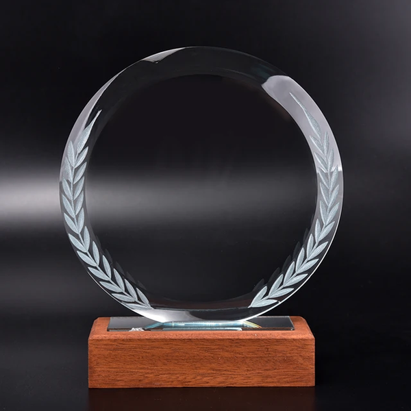 TROPHÉE EN CRISTAL  POUR RÉCOMPENSE