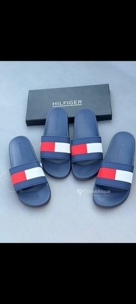 Tongs Hilfiger élégants