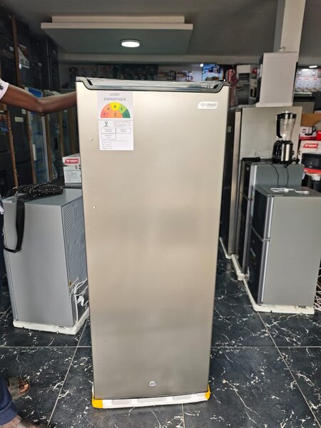 Congélateur vertical 6casier