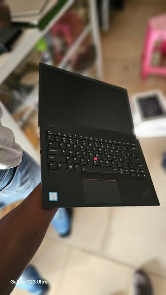 Lenovo x1 carbon