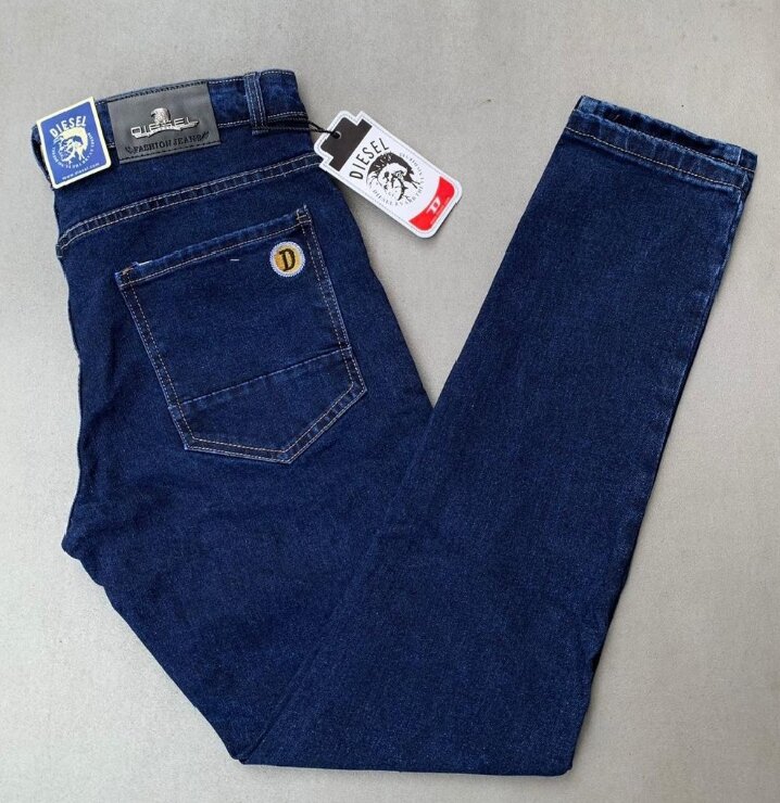 Jeans en denim pour homme