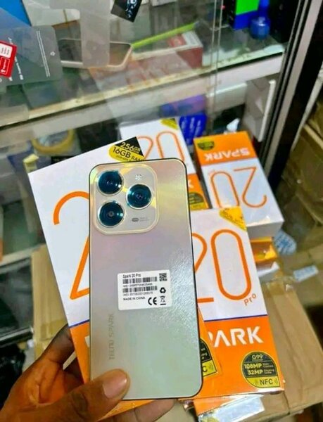 Tecno Spark 20 Pro Smartphone