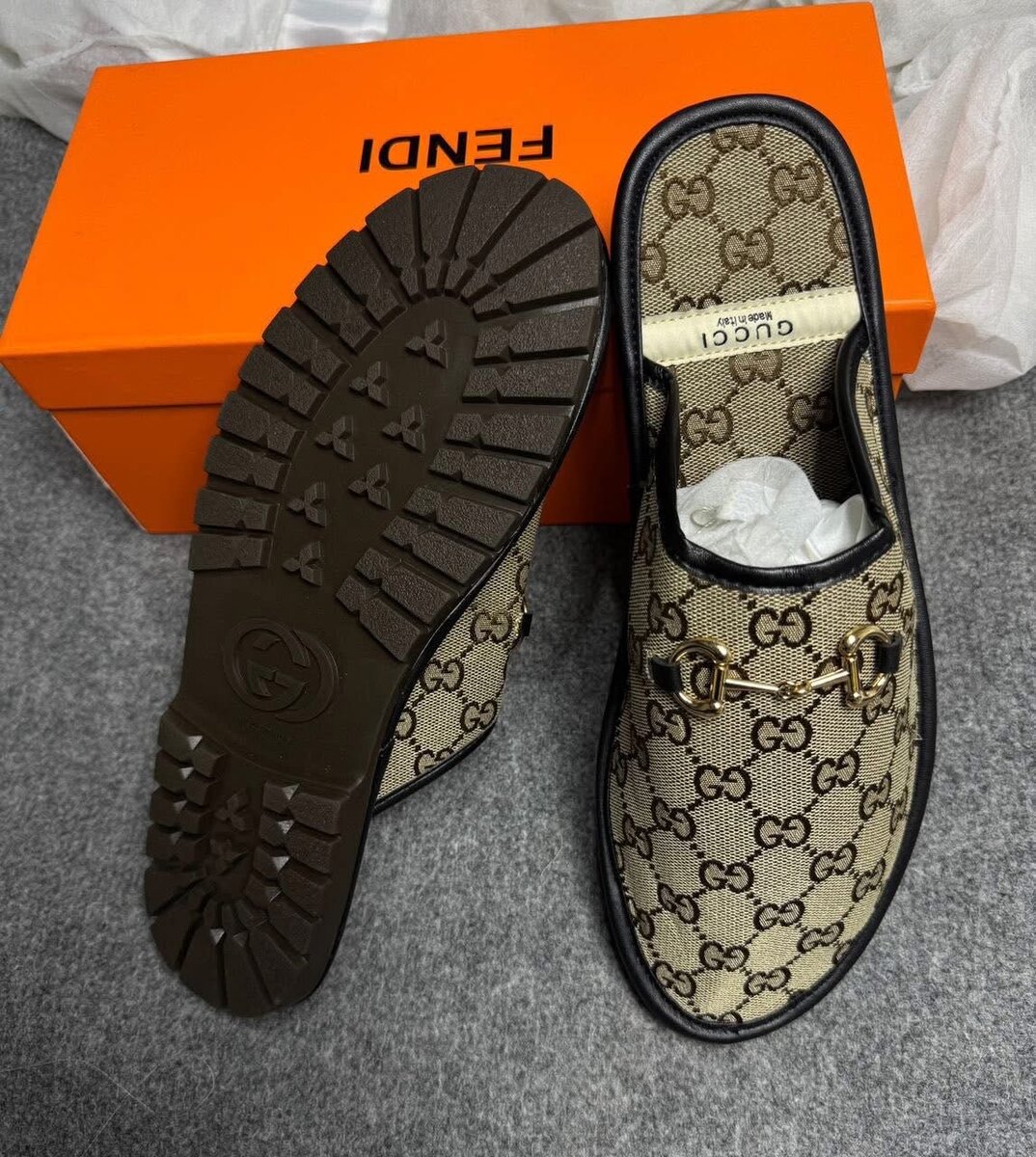 Mules et Sandales de Luxe