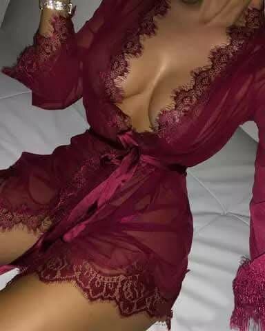 Robe en dentelle sexy