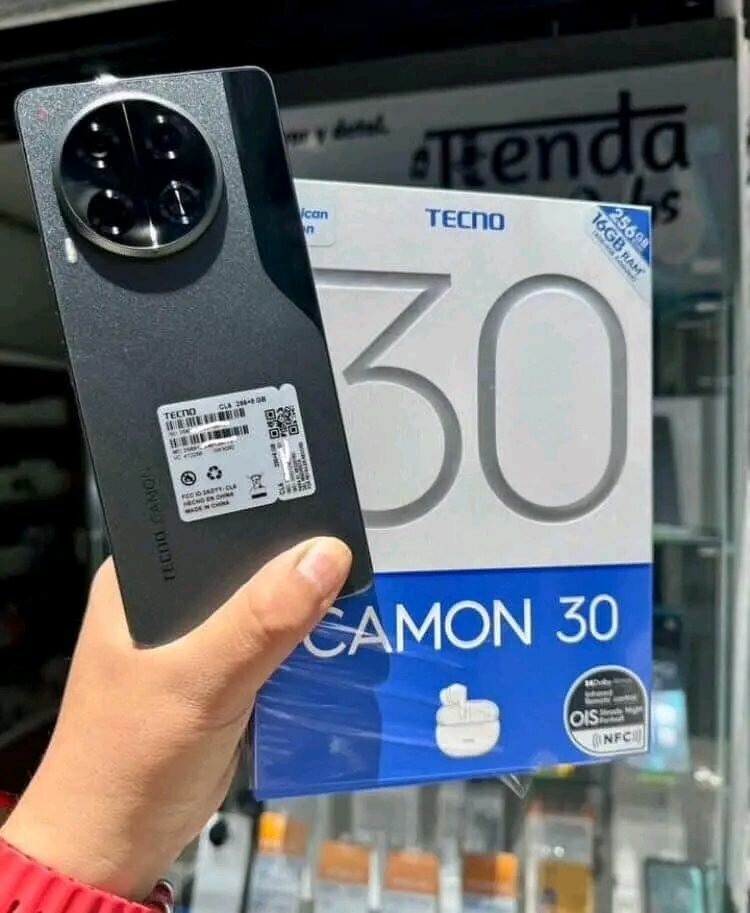 Smartphone TECNO Camon 30