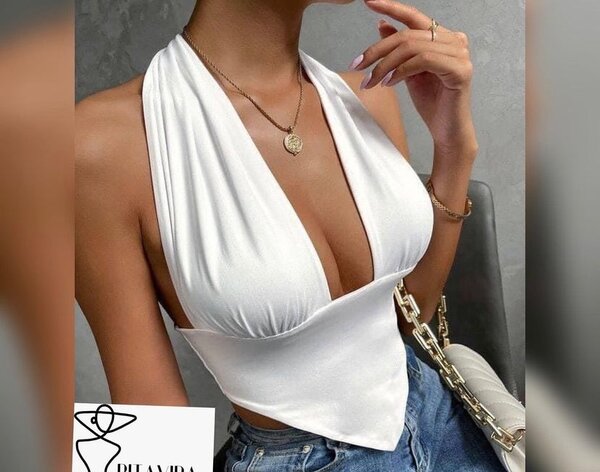 Hauts féminins chic et sensuels