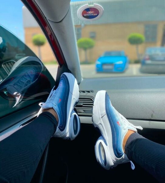 NIKE AIR MAX PORTAL