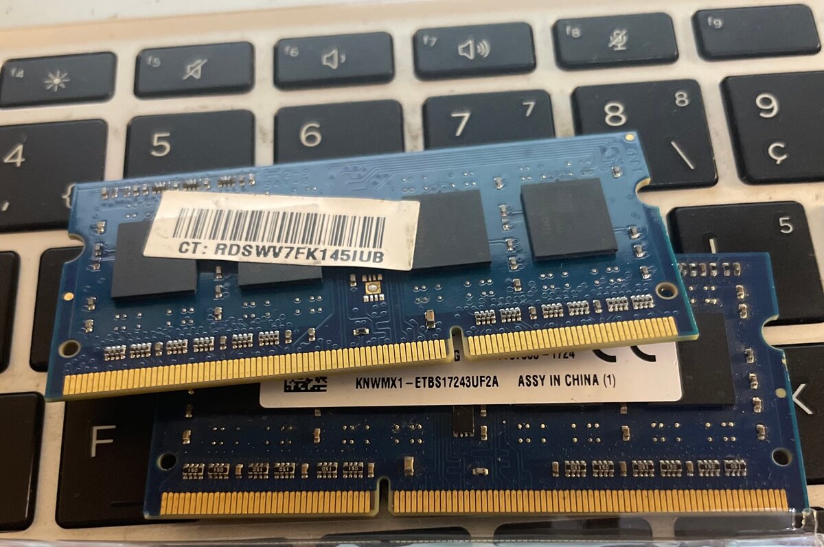 Mémoire RAM DDR3 4GB PC3L-12800S Kingston