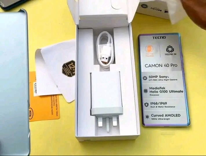 TECNO Camon 40 Pro