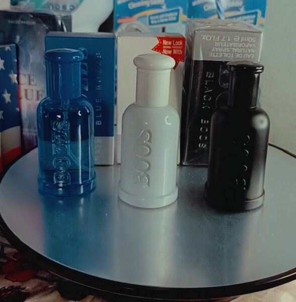 EAU DE PARFUM BOSS ( 3 à 5000f )