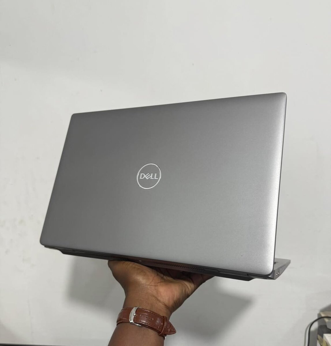 DELL LATITUDE 5520 CORE i7