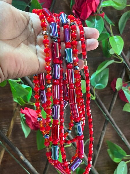 Collier artisanal en perles