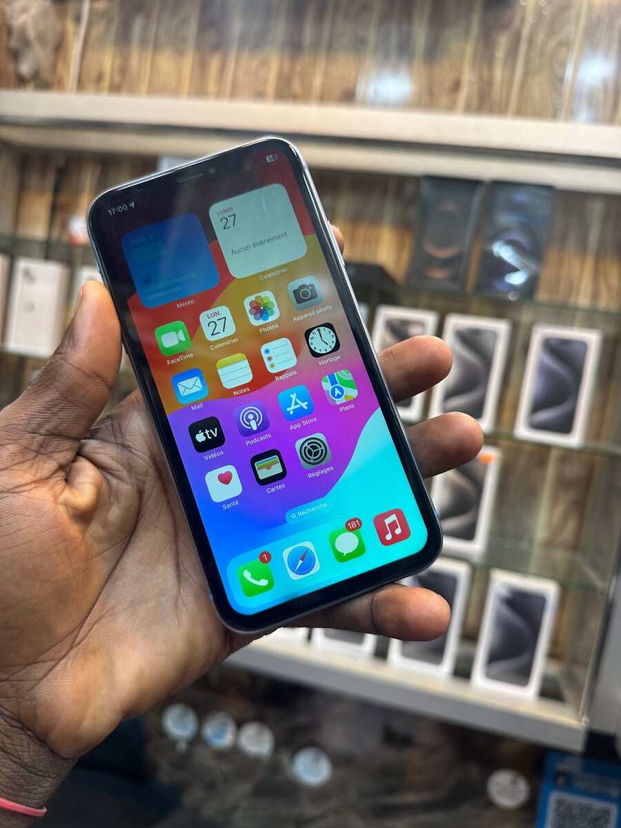 iPhone XR 64gb