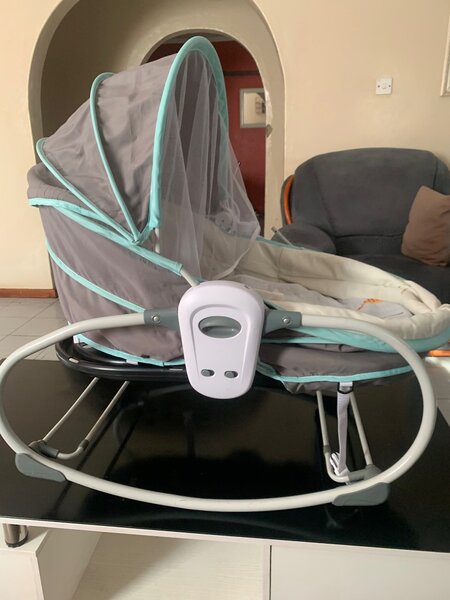 Mastella 5in1 bassinet