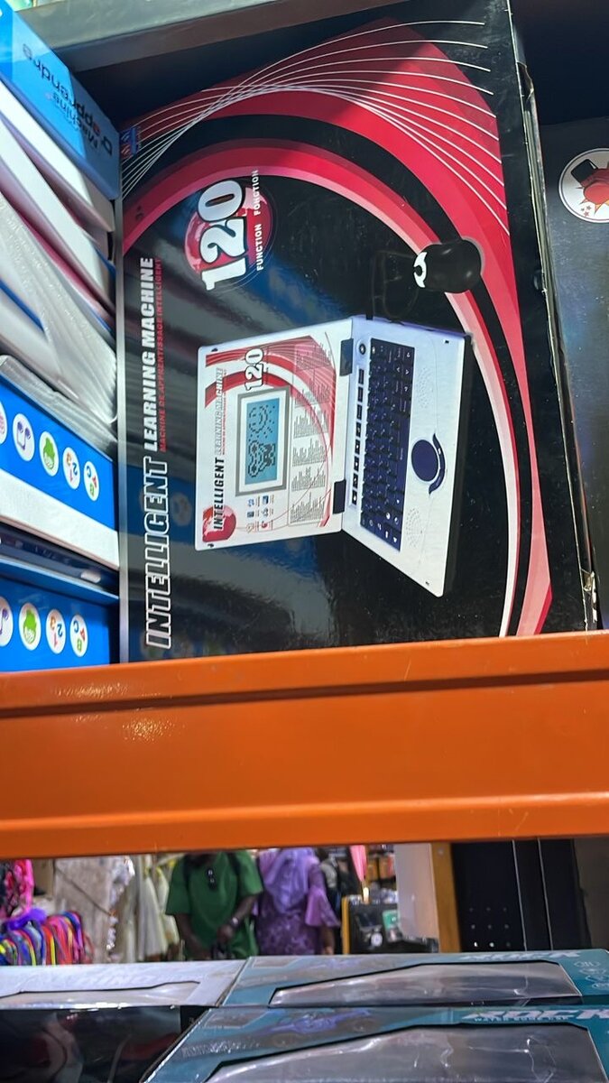 Ordinateur d'apprentissage enfant