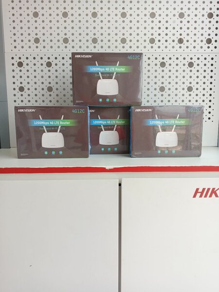 Hikvision Dual-band Wi-Fi 4G
