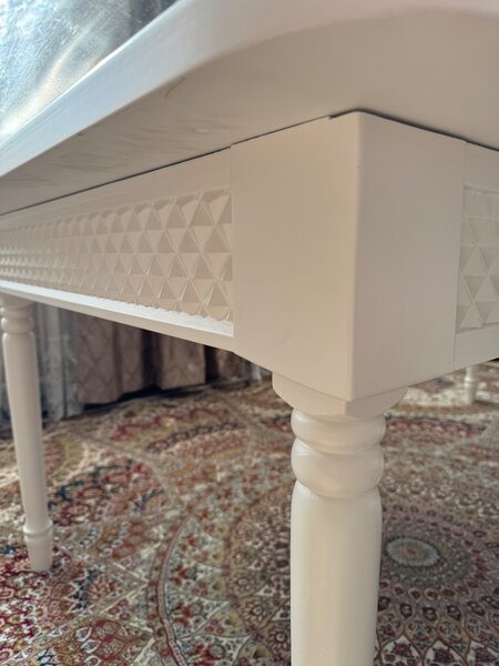 ПРОДАЕТСЯ СТОЛ