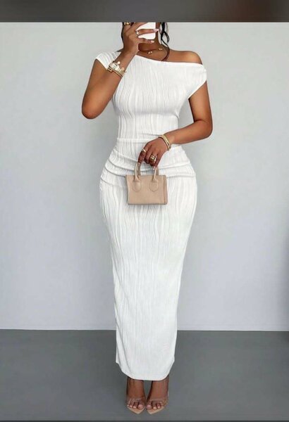 Robe élégante blanche