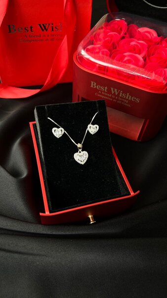 Серебряный  комплект