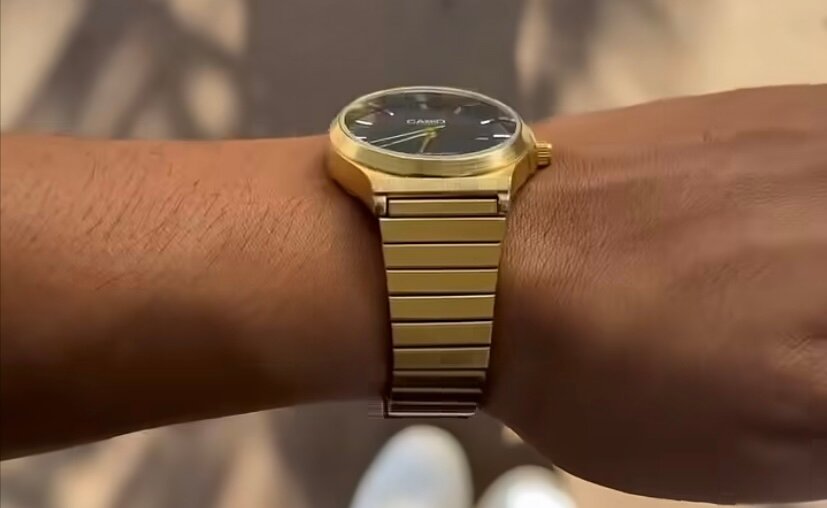 Montre Dorée Casio Étanche