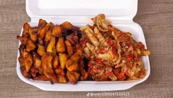 Alloco œuf /patte de poulet