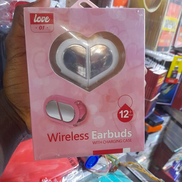 Écouteurs Sans Fil en Cœur