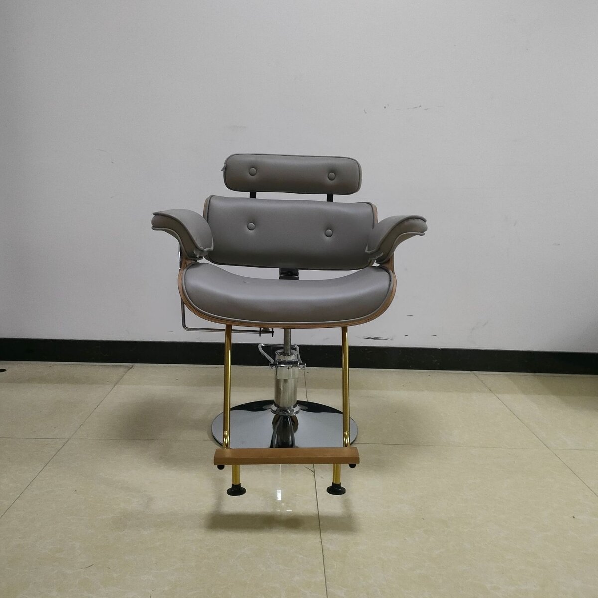 Wood Salon Chair Hydraulic Chair