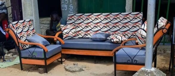 Fauteuil métallique