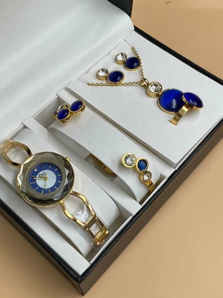 Set de Bijoux Dorés avec Montre