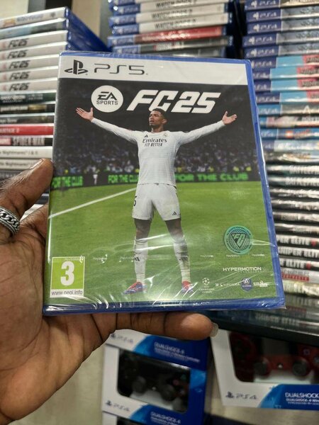 CD FC25 PS5