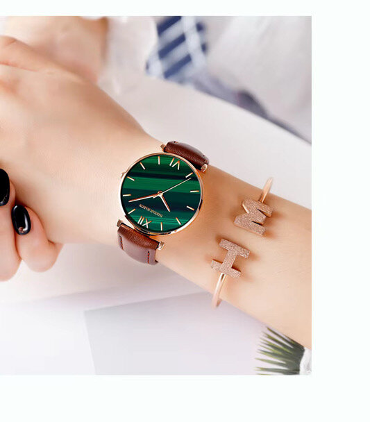 Montre Designer Vert Élégant