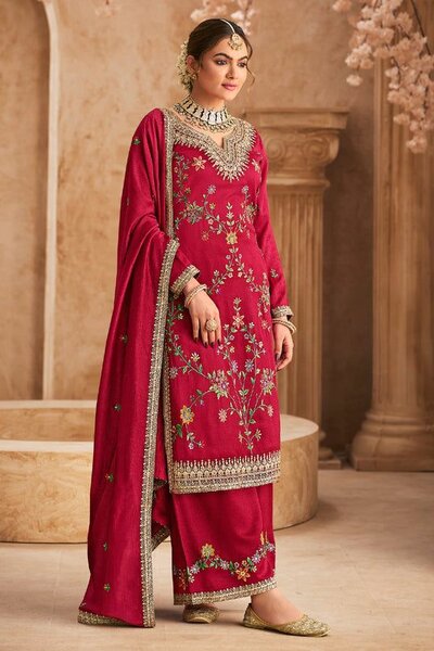 Ladies suit