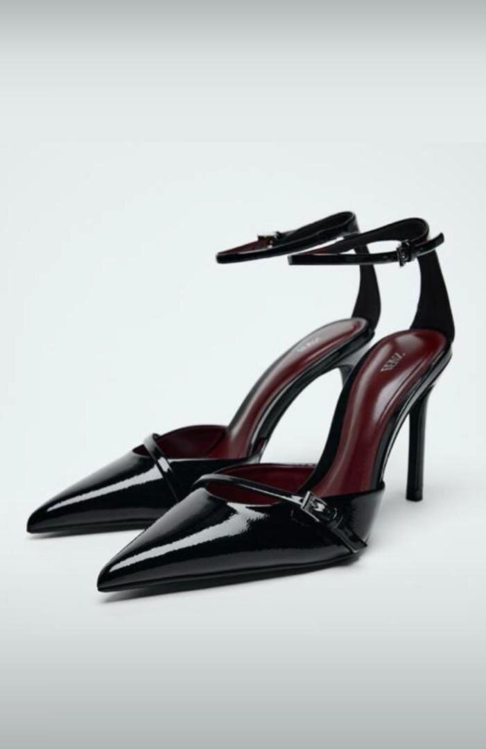 Escarpins à talons aiguilles élégants