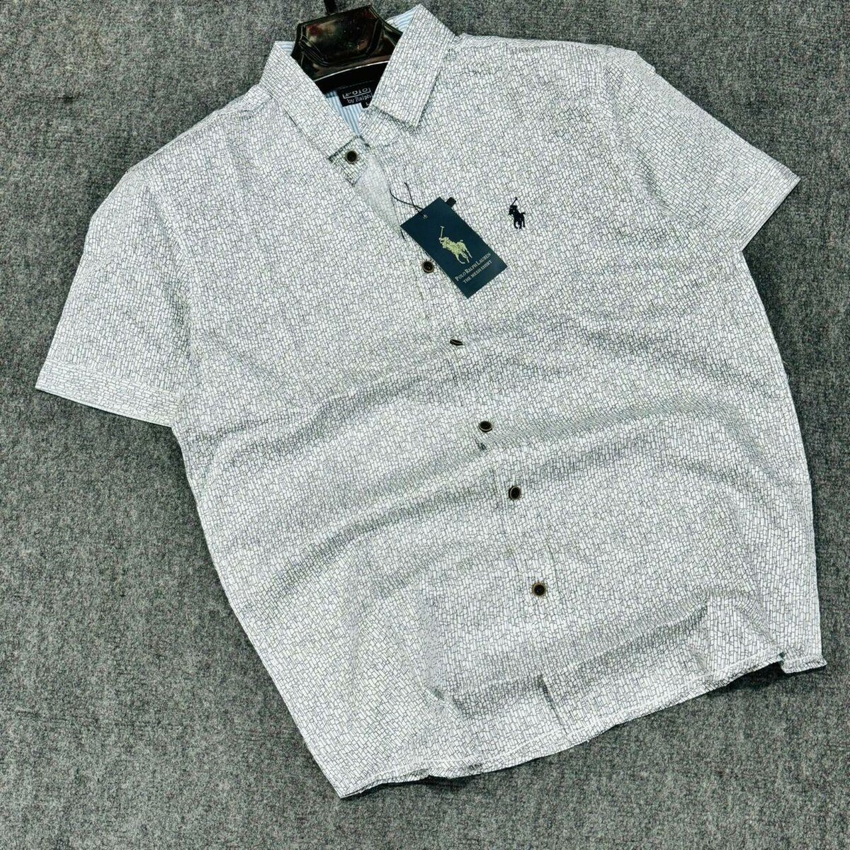 Short sleeve shirt