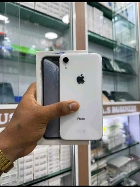 iPhone XR Blanc 128 Go