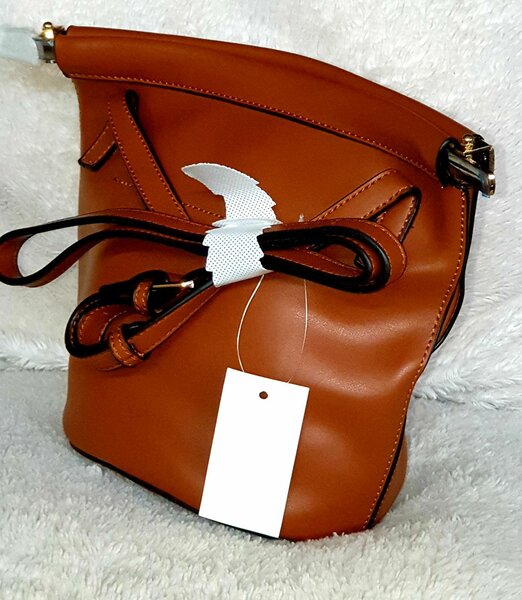 Sac bandoulière chic en cuir