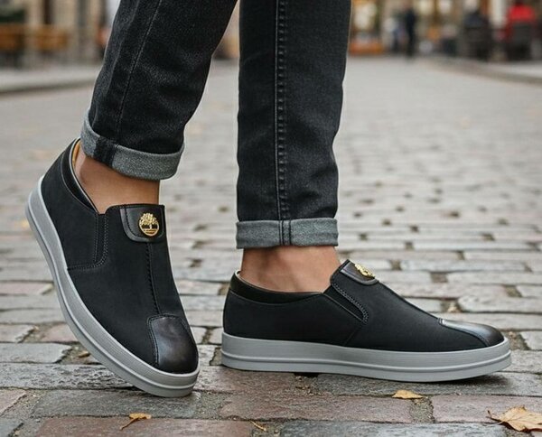 Sneakers noirs hommes élégants