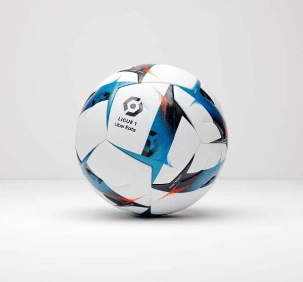 Ballon de foot pro en cuire 08