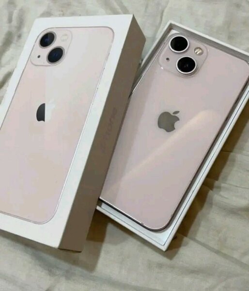 iPhone 13 simple rose