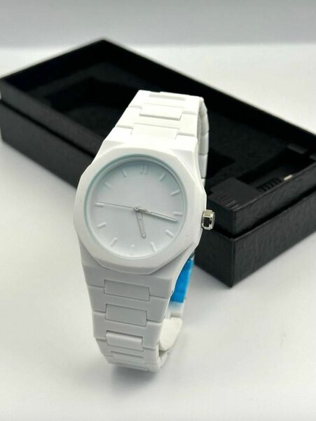 Montre unisexe minimaliste noire