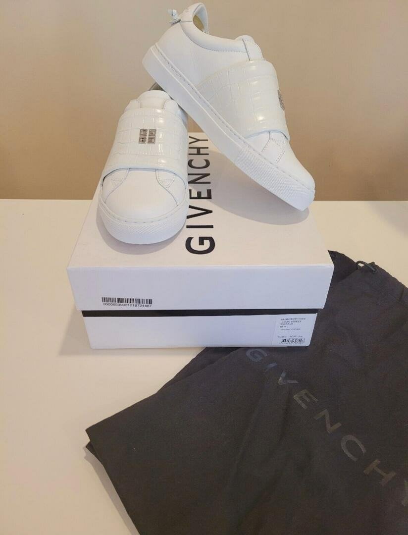 GIVENCHY, GUCCI  ,PRADA