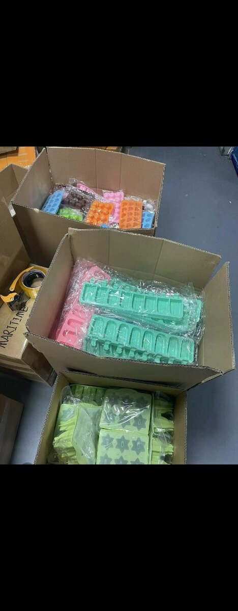 Moule a yaourt et glace