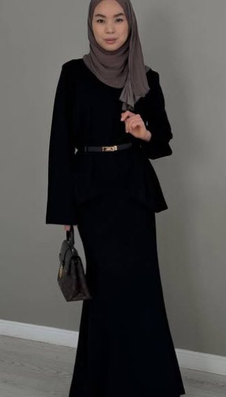 🌸 Новинка! 🌸 Представляем стильную двойку из ткани шарлотта: