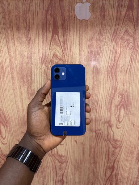 iPhone 12 d'occasion