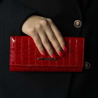 Кошелек красно-черный